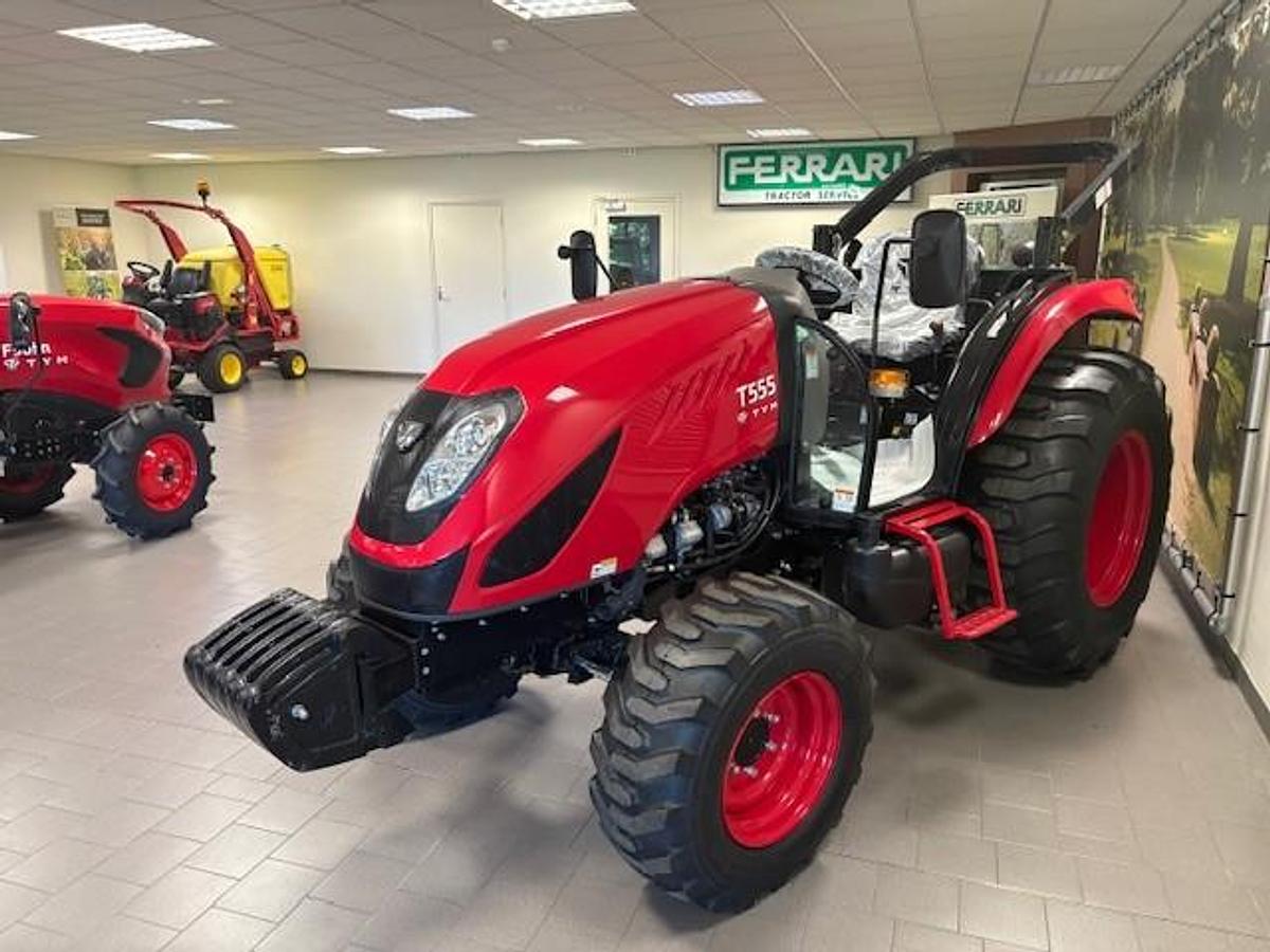 Compact tractor TYM T555H