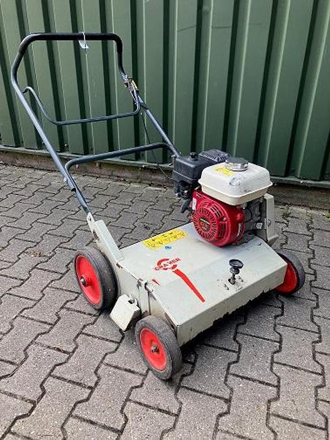 Used Verticuteermachine Cramer gebruikt