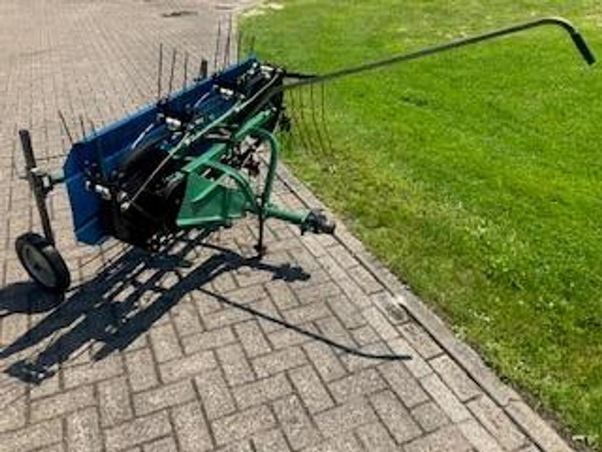 Used Hooischudder/ Bandhooier Molon gebruikt