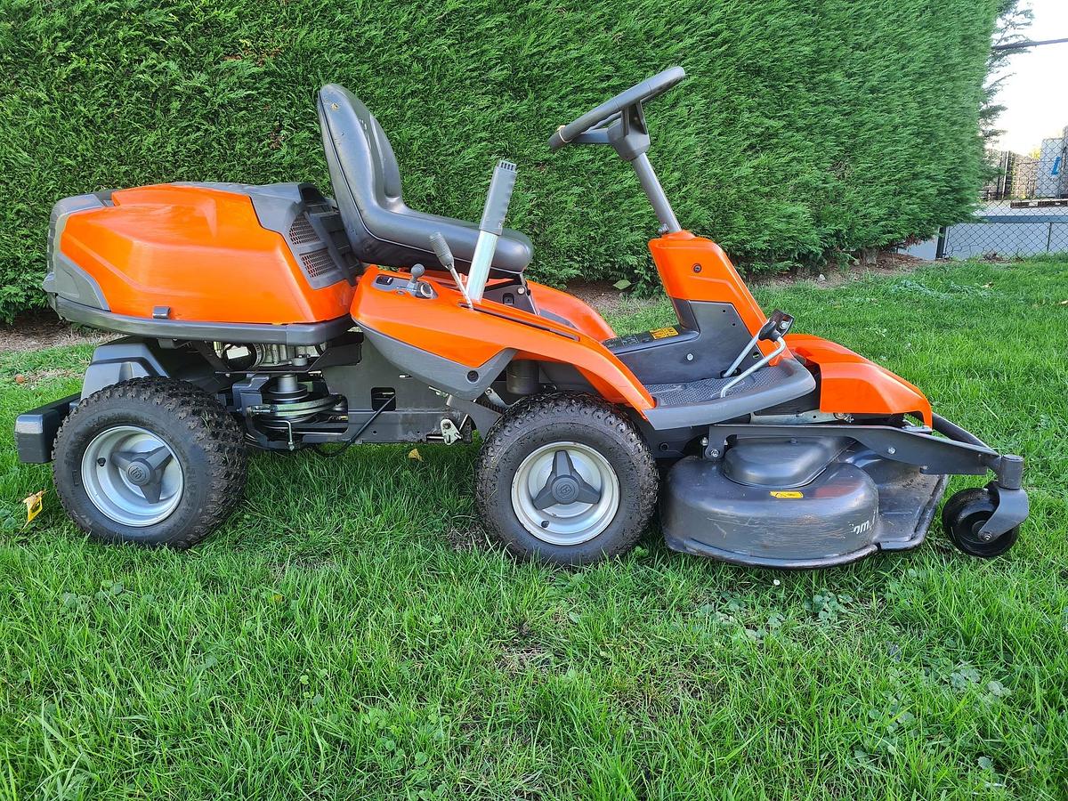 Used Frontmaaier Husqvarna Rider 318 gebruikt