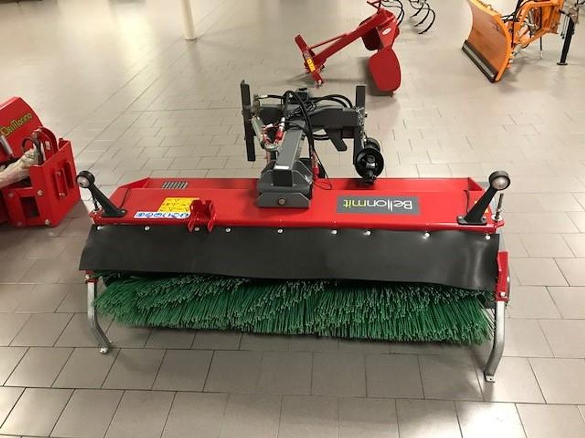 BellonMit veegmachine