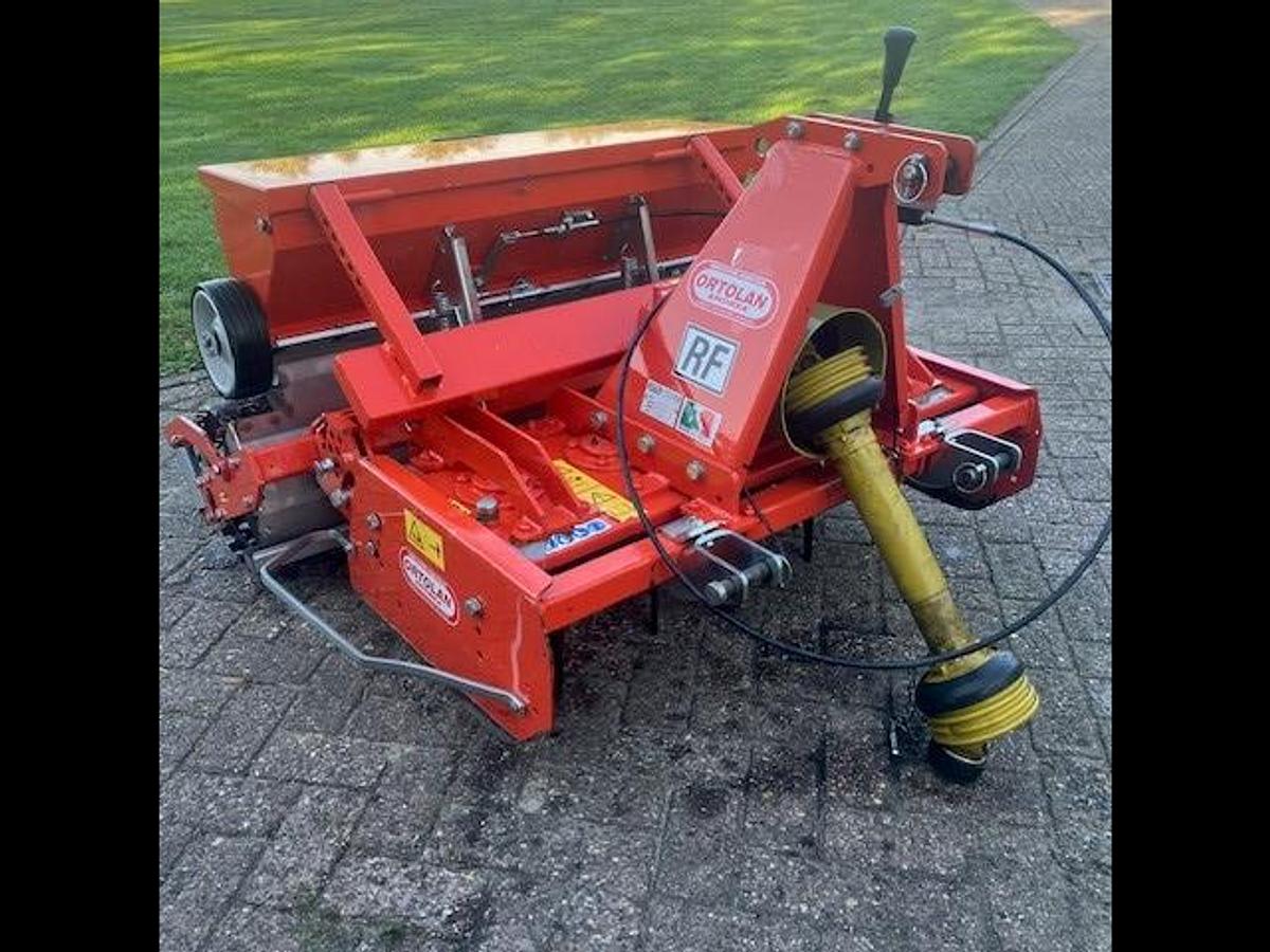 Used Kopeg en zaaimachine Ortolan RF110 gebruikt
