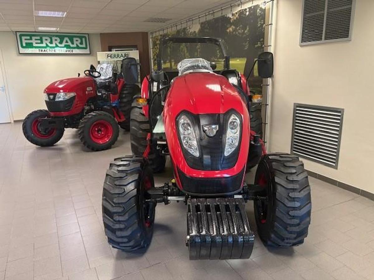 Compact tractor TYM T555H