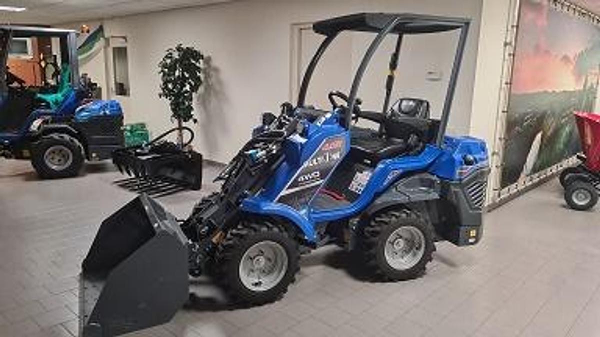 Used Shovel MultiOne Wiellader 4.2 gebruikt