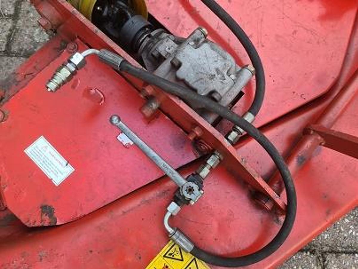 Used Cirkelmaaier midden onder 120cm ZL. gebruikt