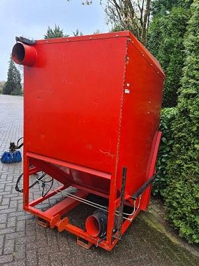 Used Opvang container Intermac met veeg/zuigmond gebruikt