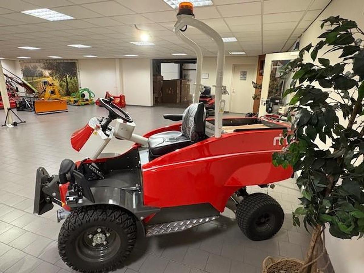 Del Morino Electro Tractor Rino