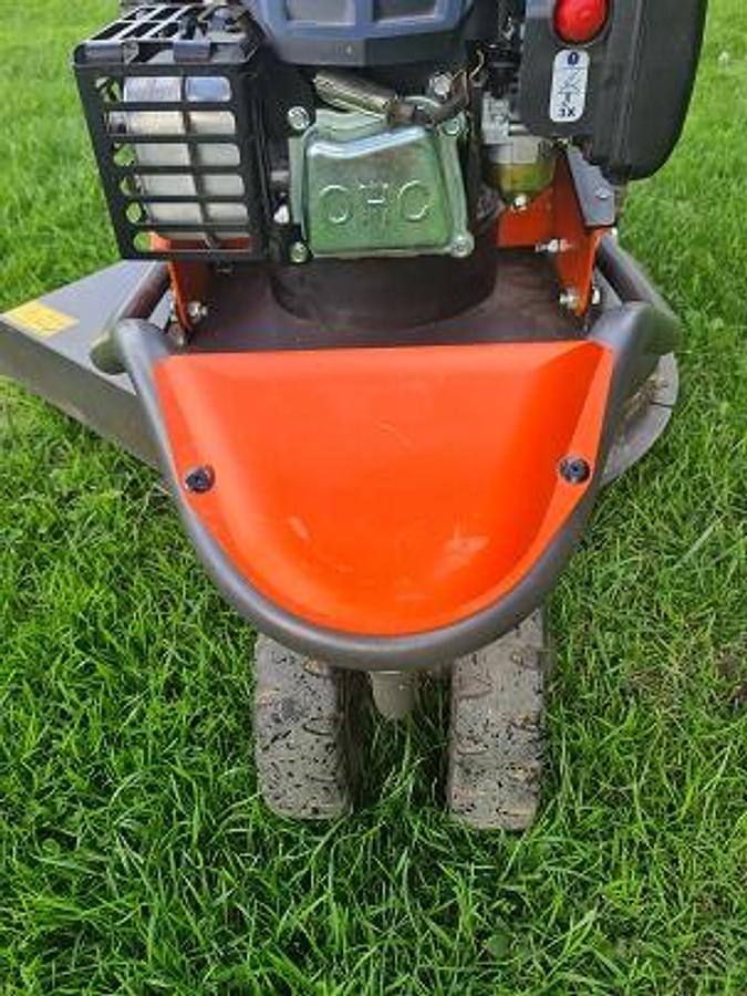 Used Husqvarna loopmaaier DBY51