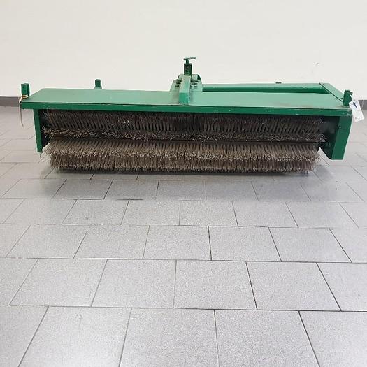 Gebruikt Veger Simloz aan Ferrari 300/500 serie gebruikt