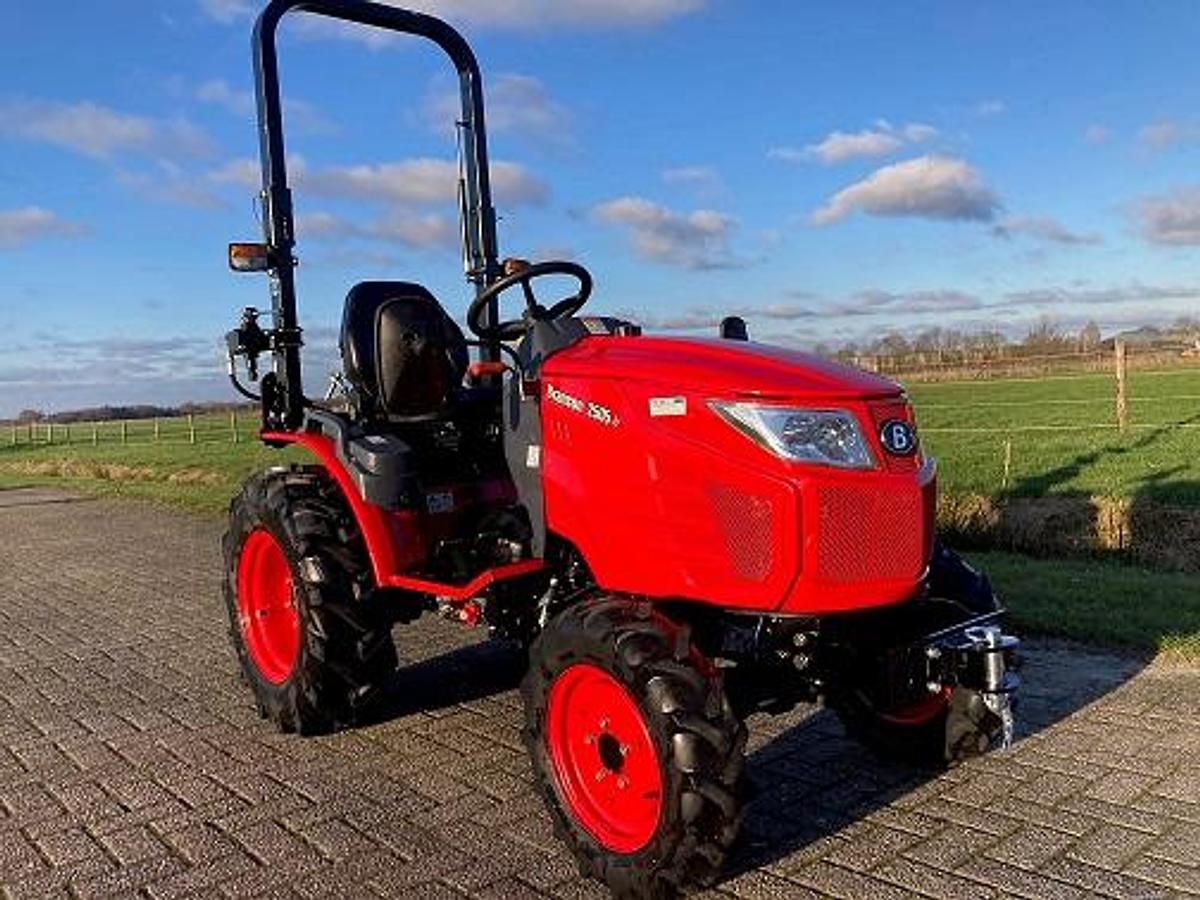 Used Tractor Branson 2505H gebruikt