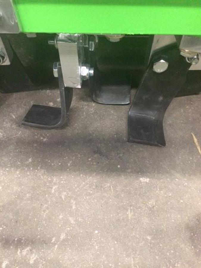 Gebruikt R2 R2 rotoreg met schoffelmes tbv halfverharding MTZ170