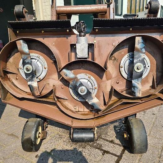 Used Grasshopper maaidek 112cm Z.L (demodek)