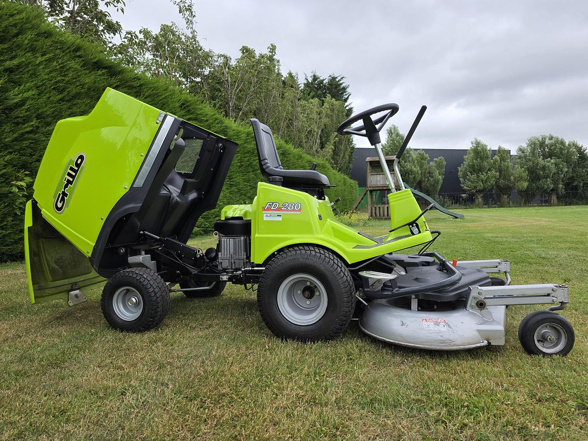 Used Frontmaaier Grillo FD280 benzine gebruikt