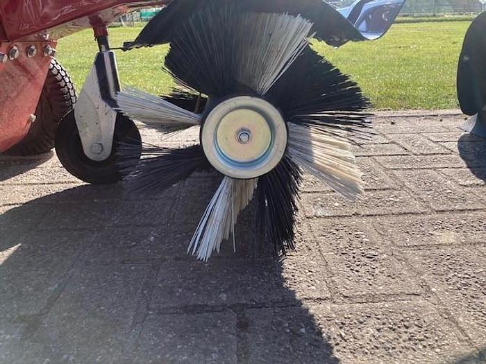 Used Veegmachine Tielburger gebruikt