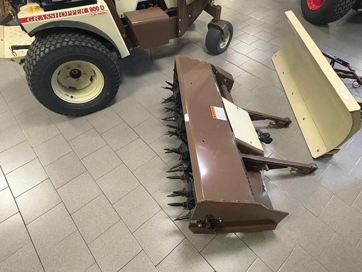 2018 Grasshopper Aeravator 102cm. tbv Frontmount mower