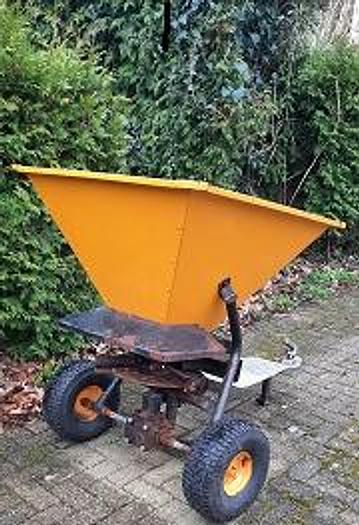 Used Strooier  gebruikt