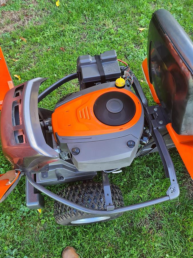 Used Frontmaaier Husqvarna Rider 318 gebruikt