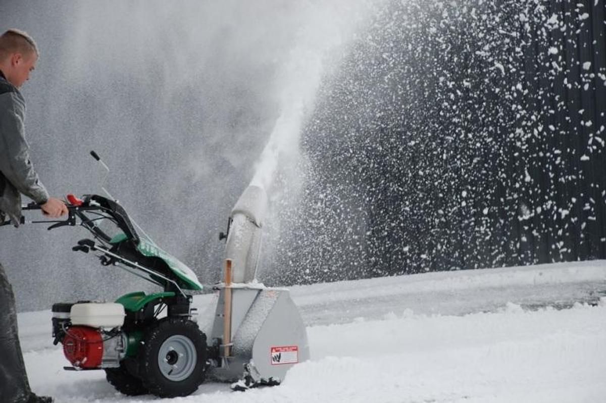 Gebruikt Ferrari Sneeuwblazer 70cm.