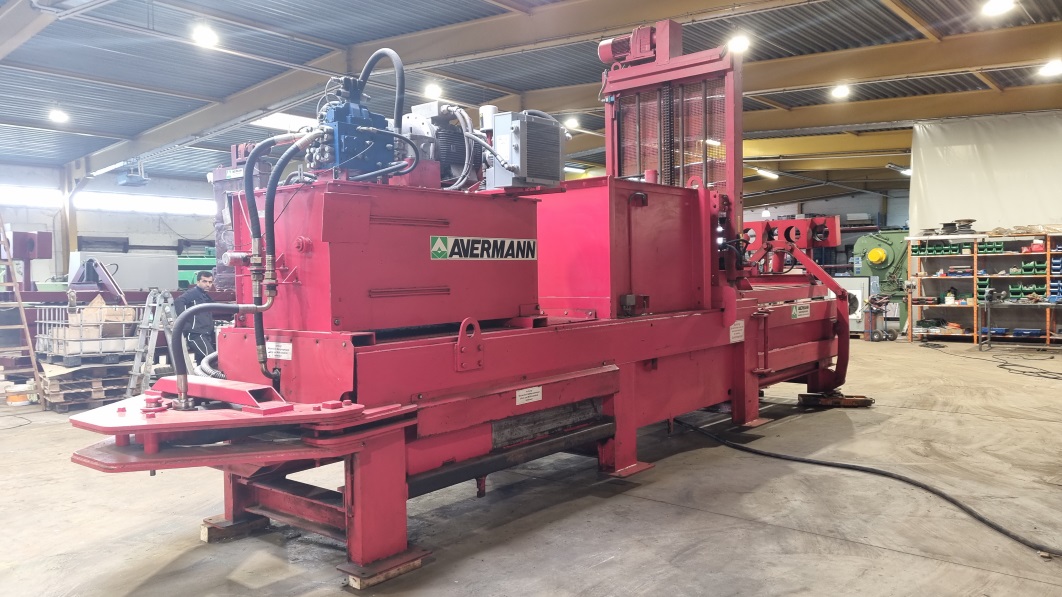 Used Ballenpresse Avermann, Typ AVOS BP 1410, Presskraft 70 t, Baujahr 2002