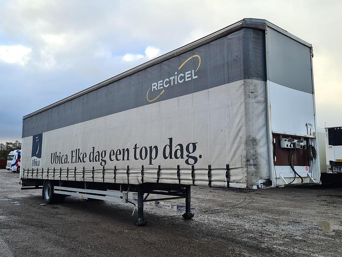 Used 2001 Pacton LXD119 Curtainside / Solid roof / 98m3 / 1363 x 249 x 290 (cm)