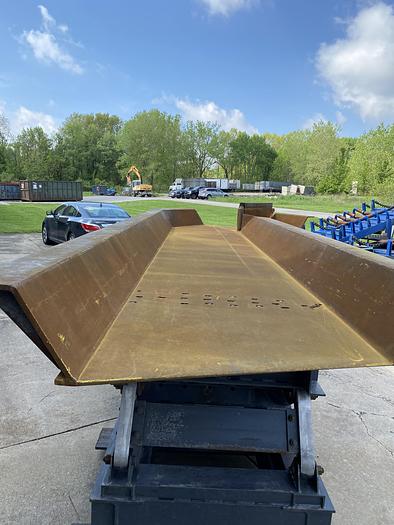 Used GENERAL KINEMATICS OSCILLATING CONVEYOR 2 WAY FEEDER