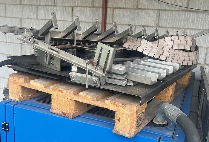 Used Helsinghoff A/S Bottle unscramble machine