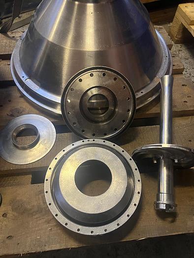 Refurbished Alfa-Laval AFPX 213XGT-14 purifier unit