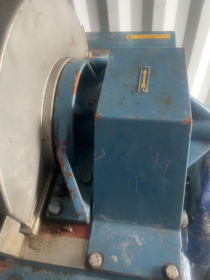 Used Mobile Alfa Laval dewatering trailer with Alfa Laval NX 4045 decanter