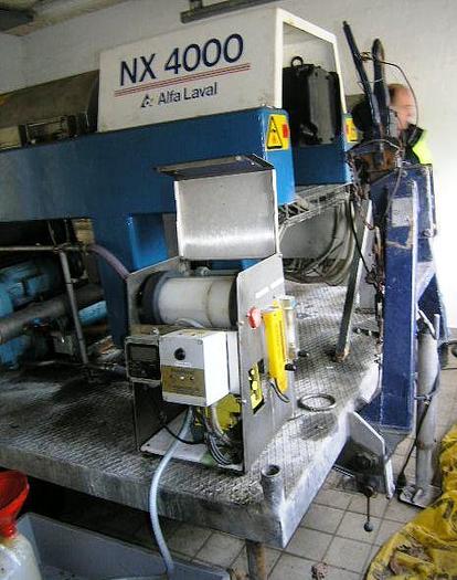 Used Mobile Alfa Laval unit with Alfa Laval AVNX 919B-31G decanter