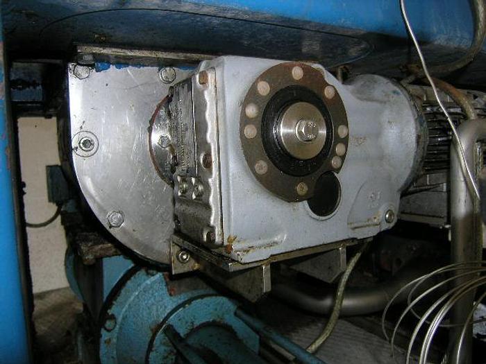 Used Mobile Alfa Laval unit with Alfa Laval AVNX 919B-31G decanter