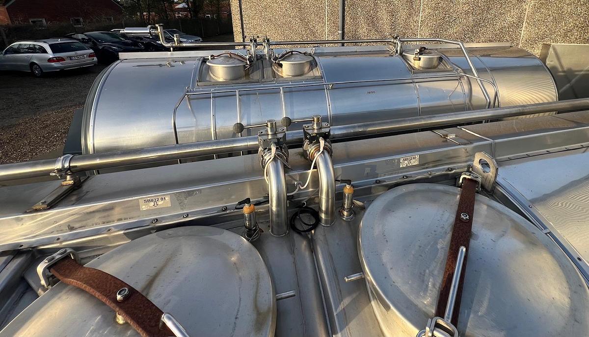 Used 2002 Unknown Vehicle tank