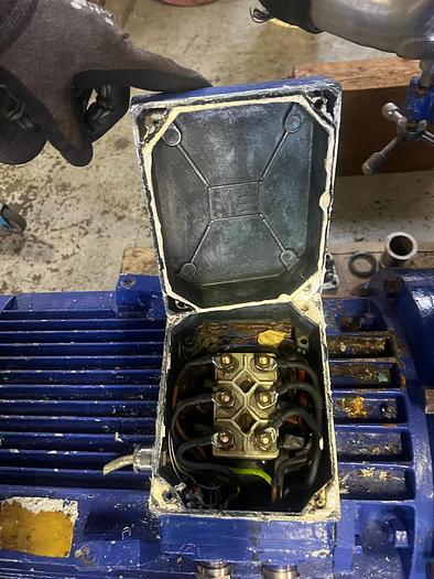 Refurbished Alfa-Laval AFPX 213XGT-14 purifier unit