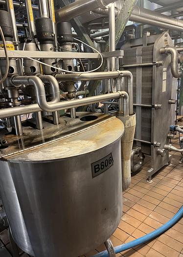 Used 1975 APV - ANHYDRO 4-step Falling-Film vacuum evaporator unit