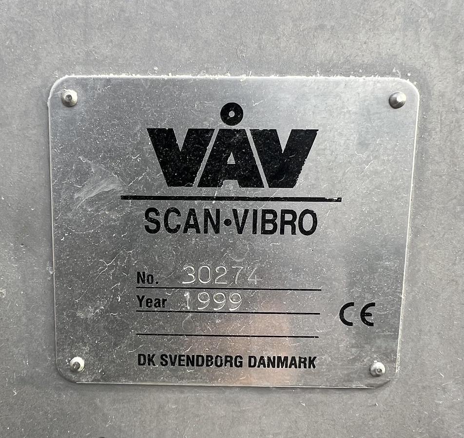 Used SCAN-VIBRO Vibrating powder sieve