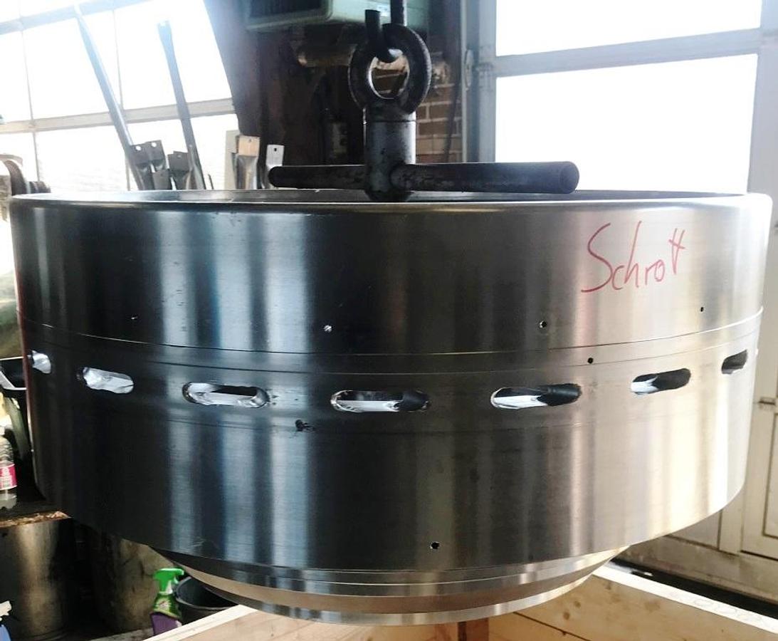 Used GEA Westfalia SA 100-33-177 centrifuge parts