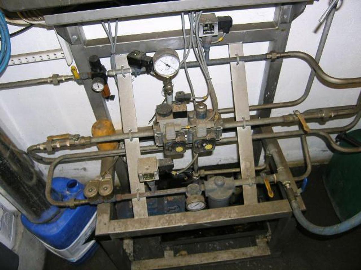Used Alfa Laval KIX 4 spin flash dryer