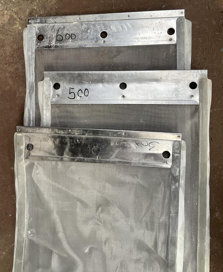 Used SCAN-VIBRO Vibrating powder sieve