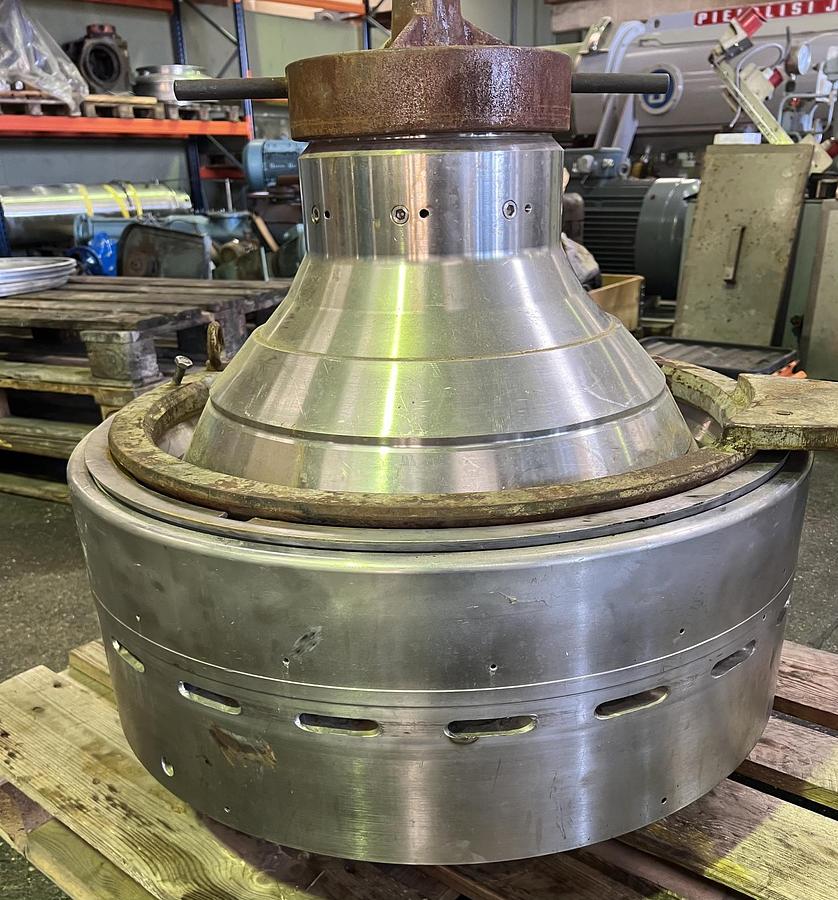 Used GEA Westfalia SA 100-33-177 centrifuge parts