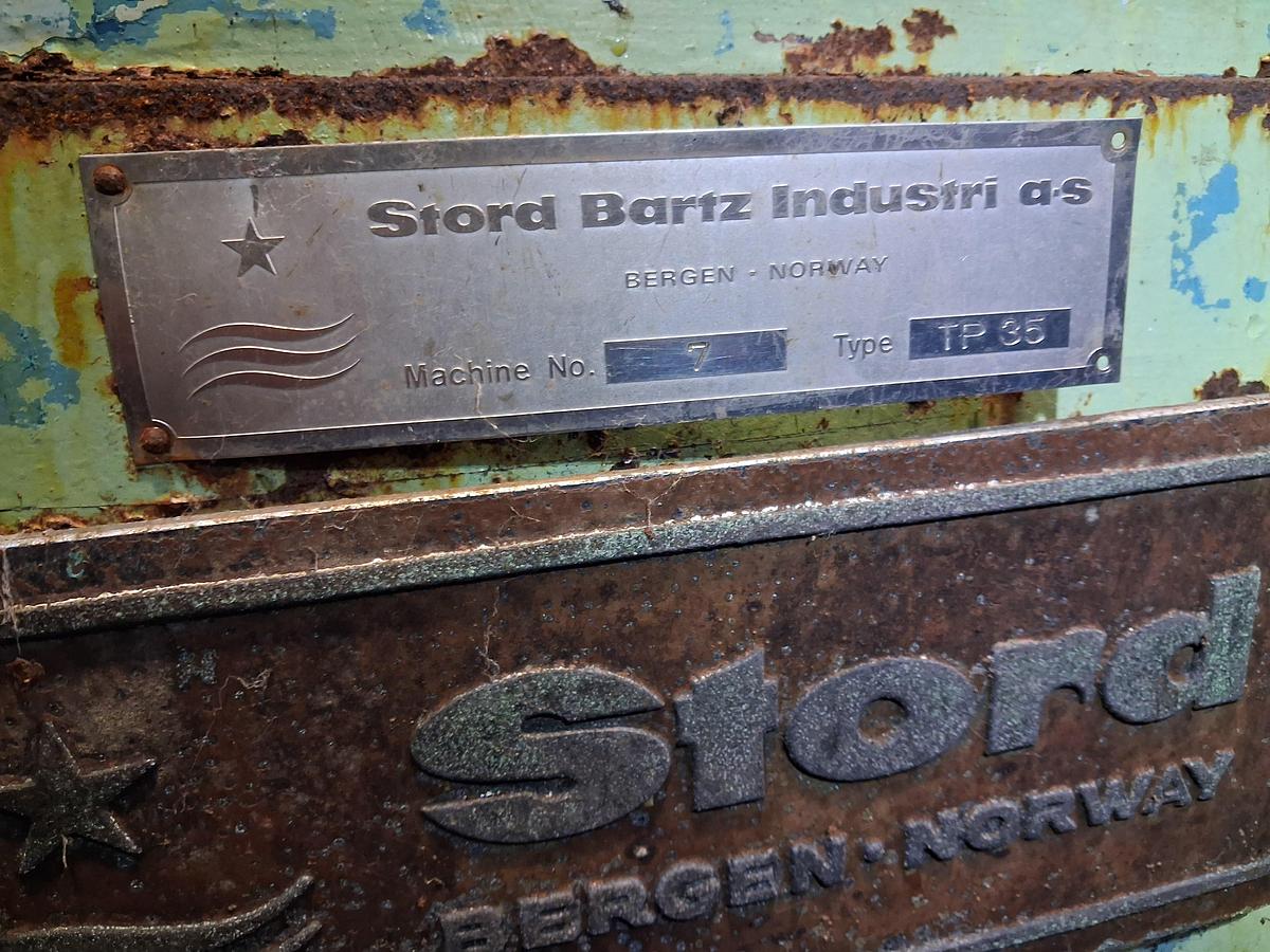 Used STORD BARTZ screw press TP 35