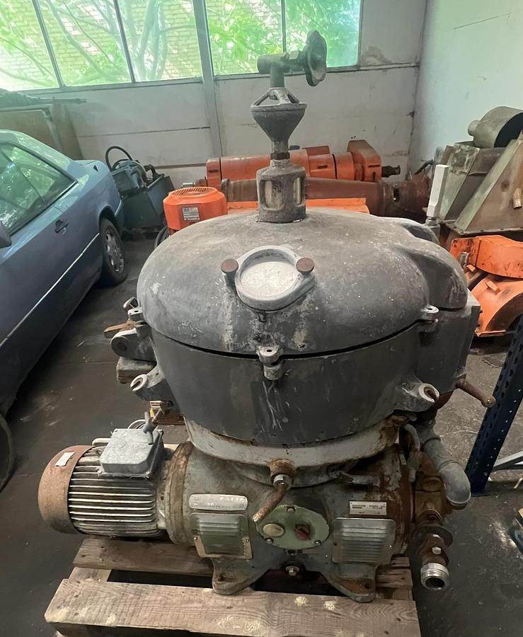 Used 1975 GEA Westfalia Separator SAOG 5016