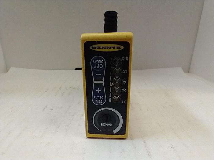 Used BANNER Q60BB6LAF1400Q Adjustable-Field Sensor