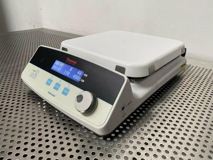 Used Thermo Scientific SP88850190 Super-Nuova+ 10" x 10" Stirring Hotplate