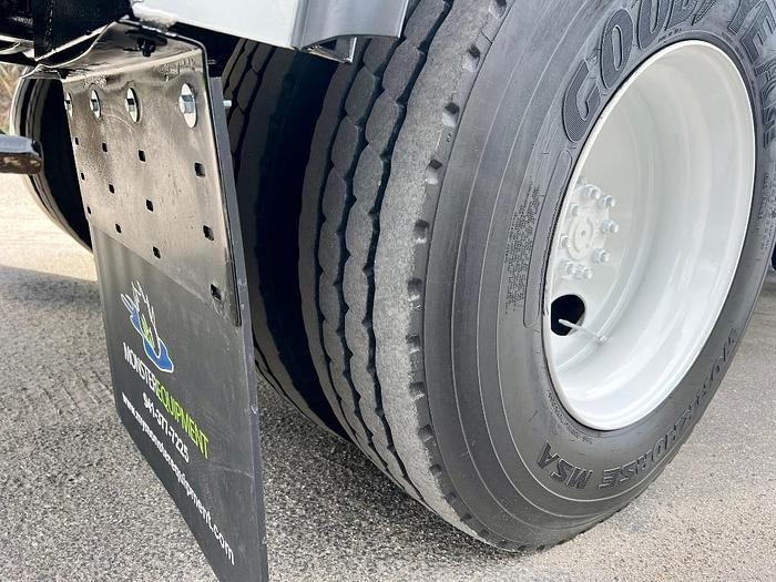 Used Altec AA55 60ft Bucket Boom on 2015 Ford F-750 4x2 Reg Cab Utility Truck - 44765