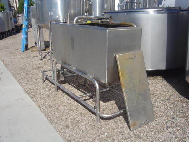 Usado TWO COMPARTMENT CIP TANK-30/60 GALLONS