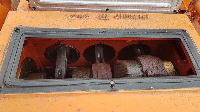 Used 2002 WELCAN 4 Axle Carrier Style Oilfield Pump / Kill Truck