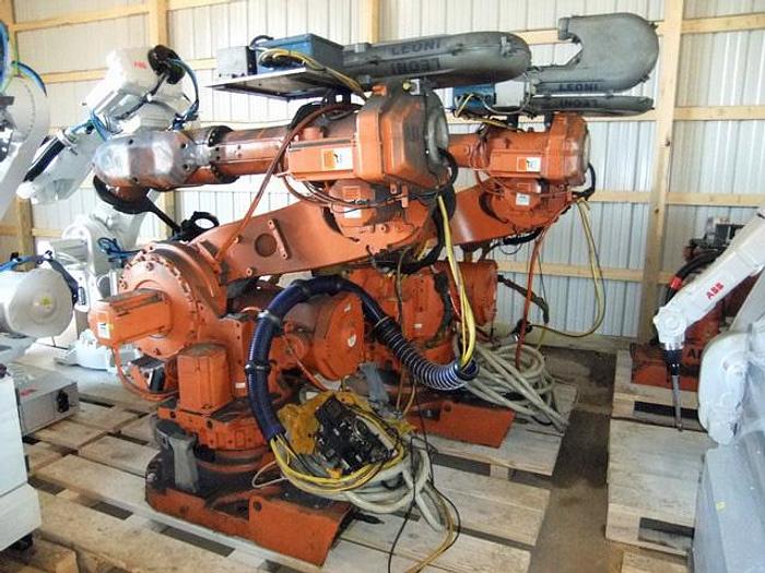 2006 ABB ROBOTICS IRB 6600-225