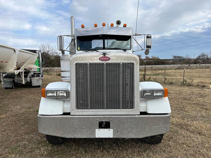 Used 1989 Peterbilt 378 Day Cab