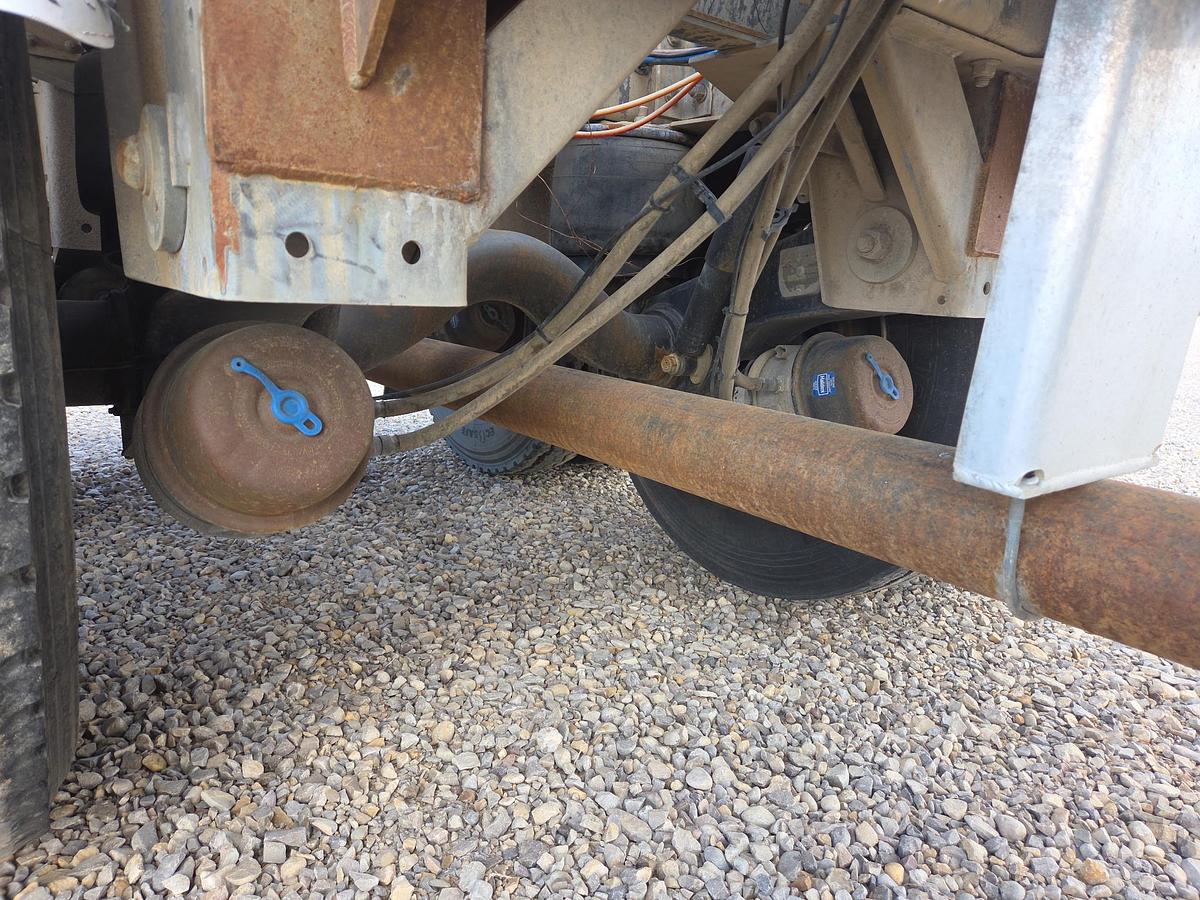 Used 2020 Southern Weld Pneumatic Trailers