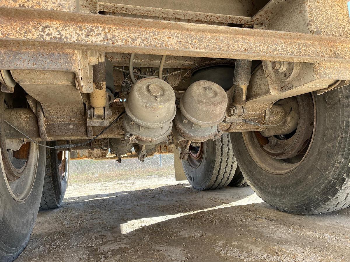 Used 2011 Dragon Vac Tank Trailers