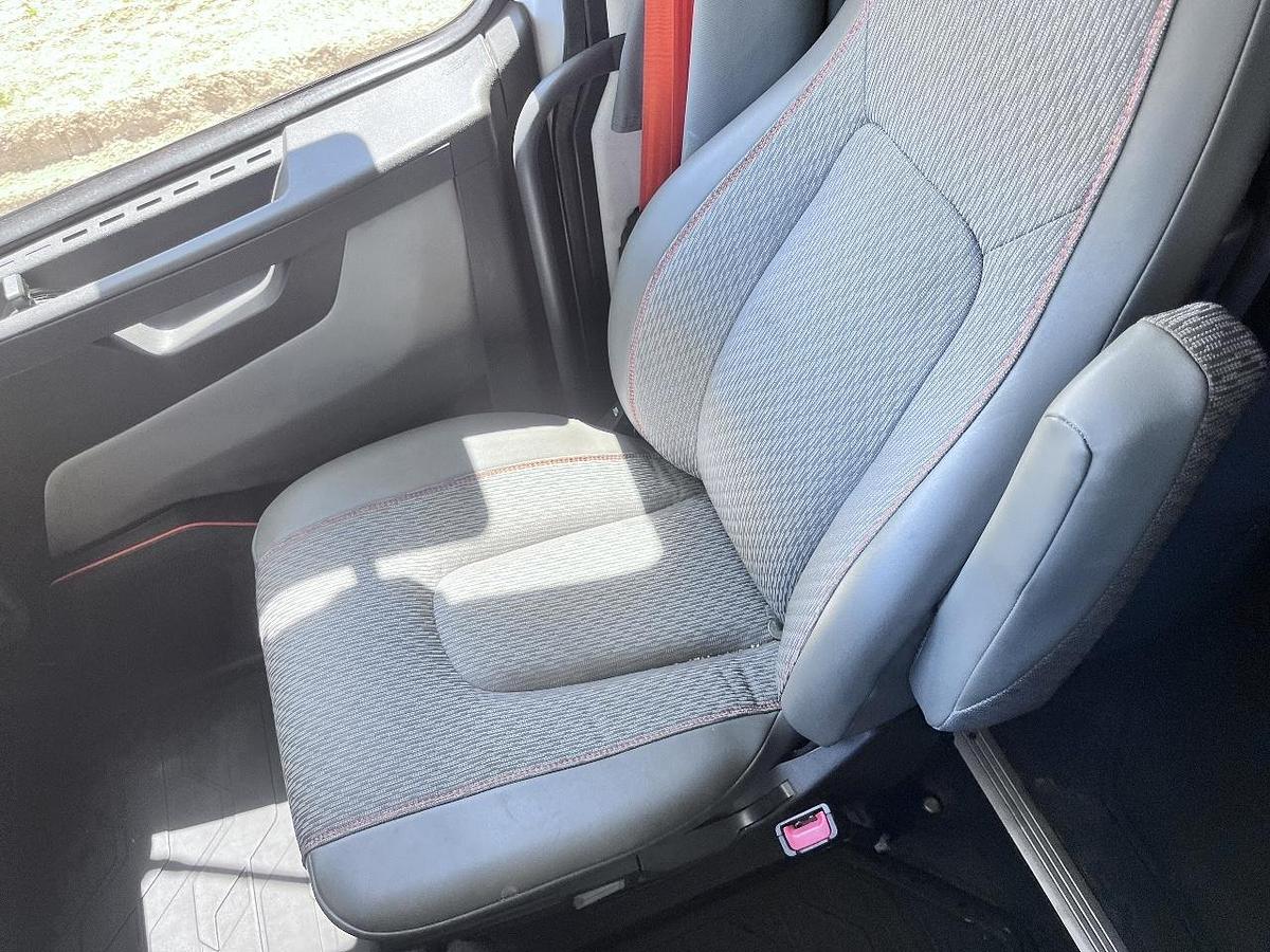 Used 2021 Volvo 760 Sleeper